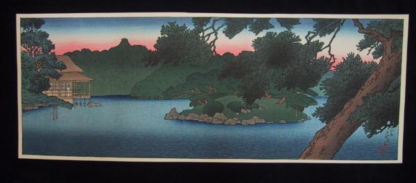 Restaurant at the edge of Matsu Pond