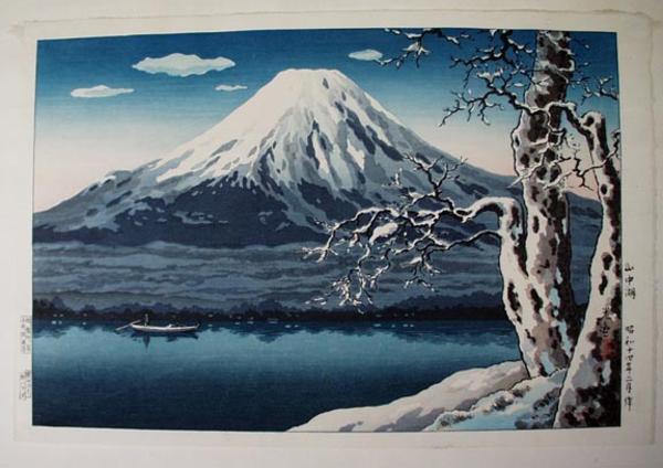 Lake Yamanaka in Winter