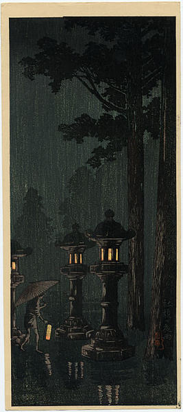 Night rain at a shrine
